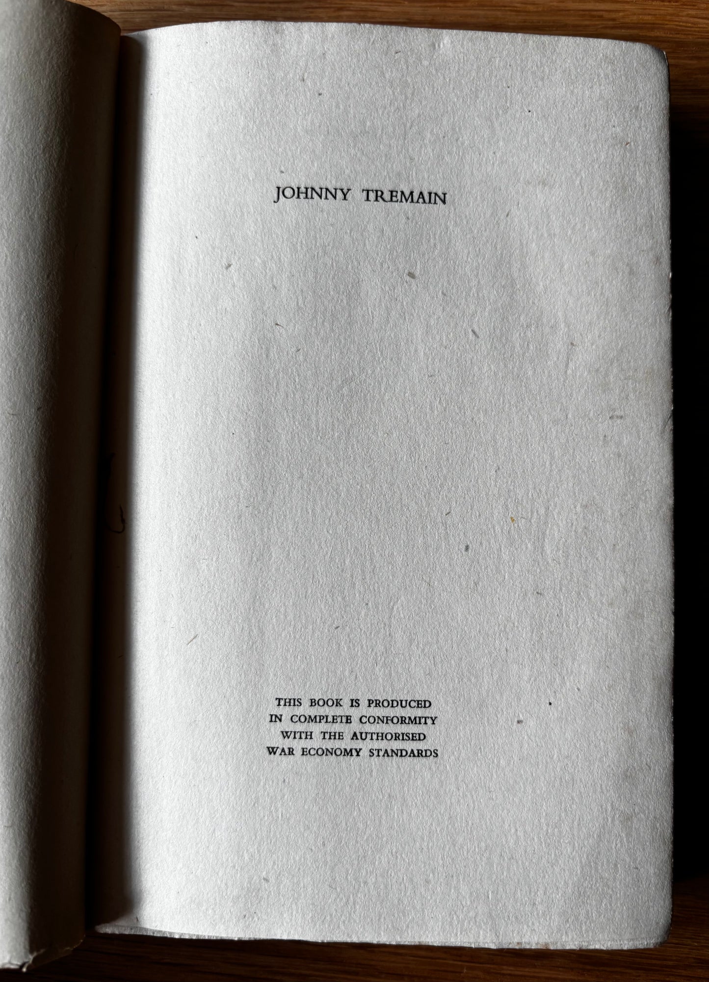 Trekkie Ritchie JOHNNY TREMAIN Chatto & Windus  1941 DJ 1st Esther Forbes Parsons